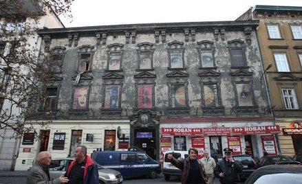 W tym budynku mieści się dyskoteka