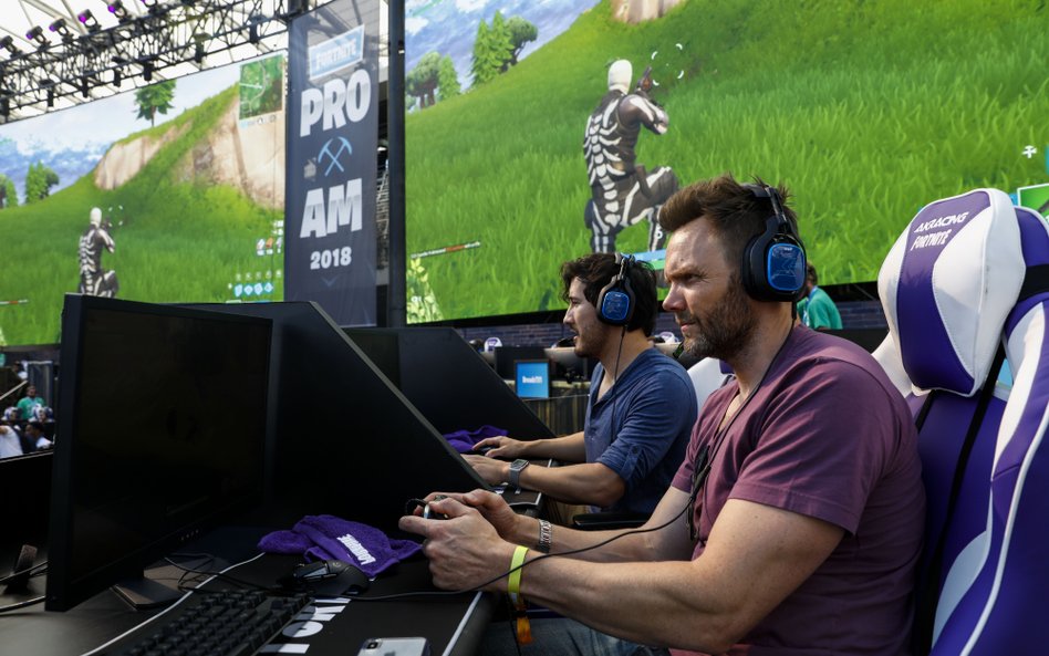 Fortnite na już 200 mln zarejestrowanych użytkowników. Na zdjęciu: biorący udział w zawodach aktor J