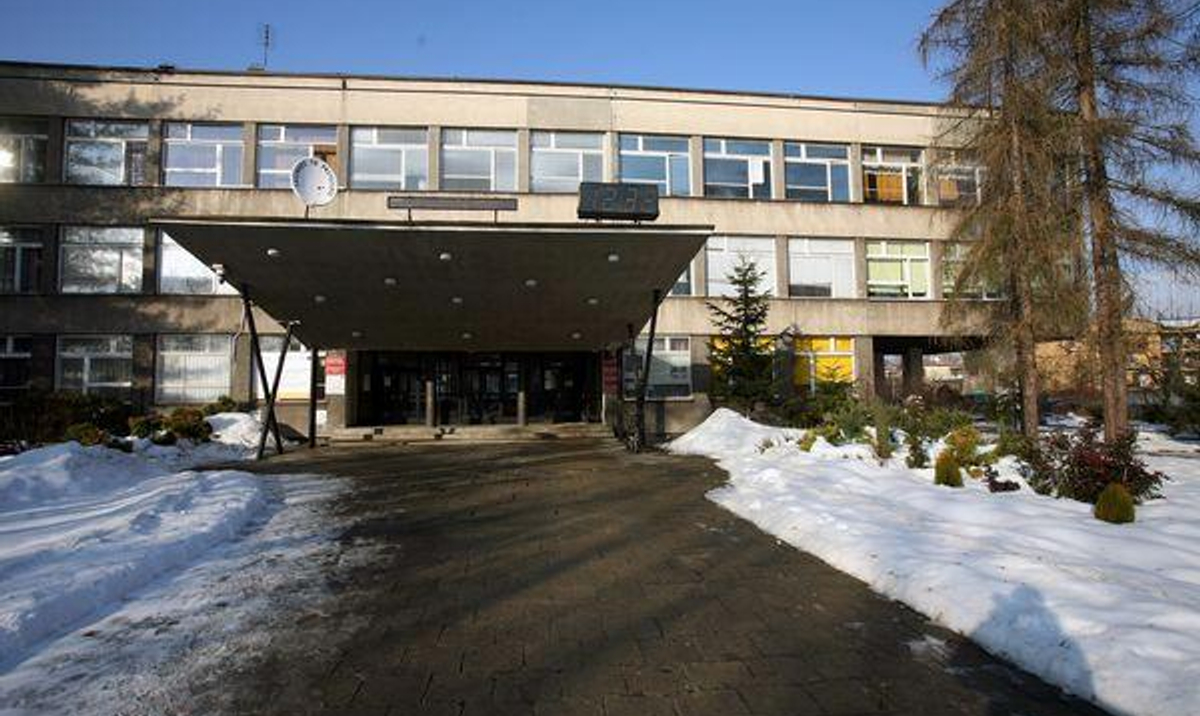 Ile Godzin Pracuje Wicedyrektor Szkoły Wicedyrektor szkoły i zespołu z oświadczeniami majątkowymi - rp.pl