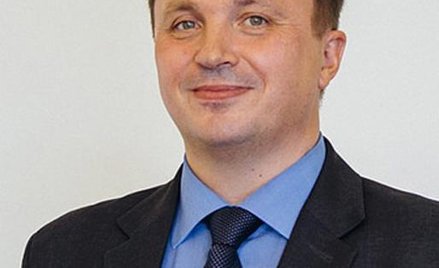 Andrzej Pawlikowski do końca stycznia ma być nieobecny w pracy.