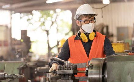 Pozorne osłabienie w przemyśle