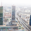 Warszawa: Mężczyzna bez zabezpieczeń wspiął się na hotel Marriott