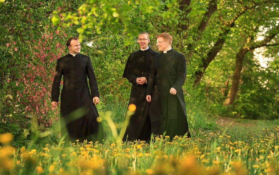 Piłkarz grający w niemieckiej lidze idzie do klasztoru [GALERIA]
