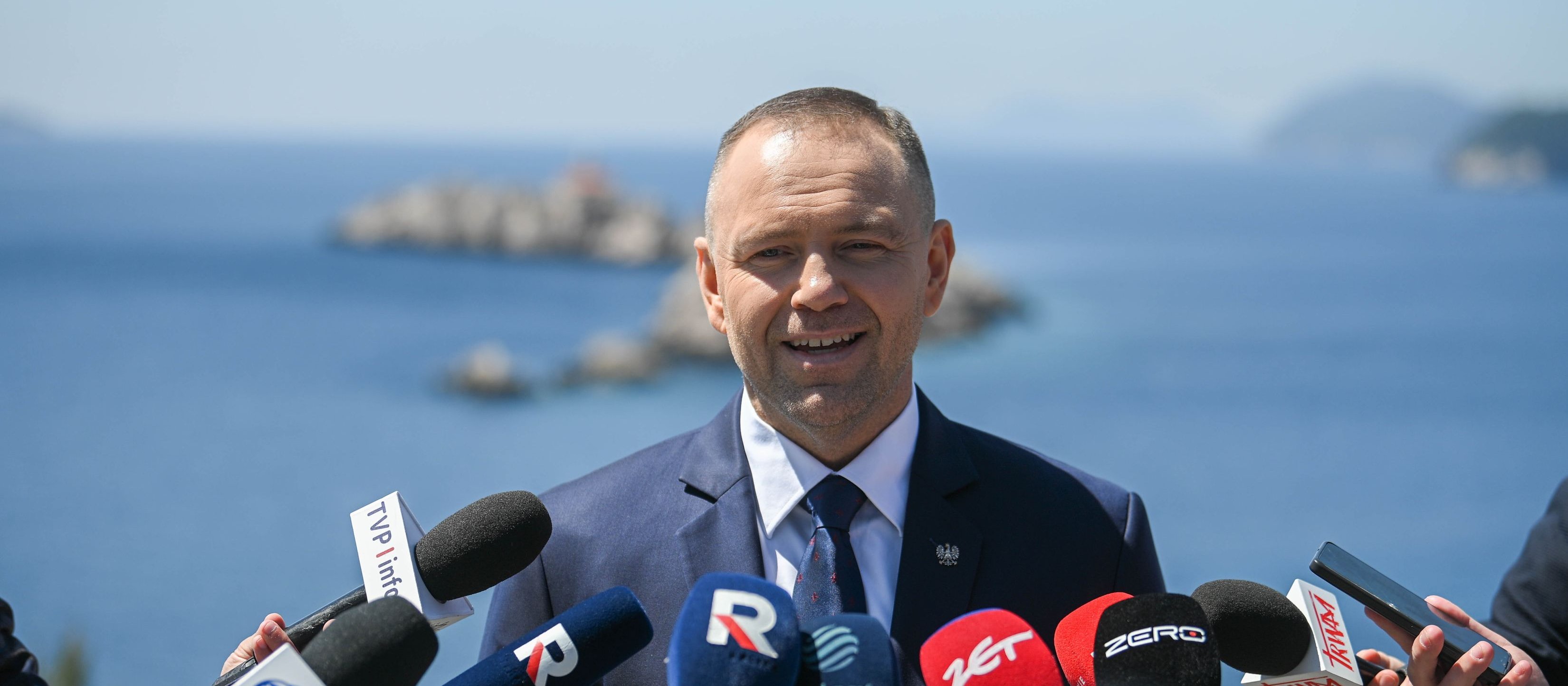 Prezydent Karol Nawrocki zaprasza Andrzeja Poczobuta po odbiór Orderu Orła Białego