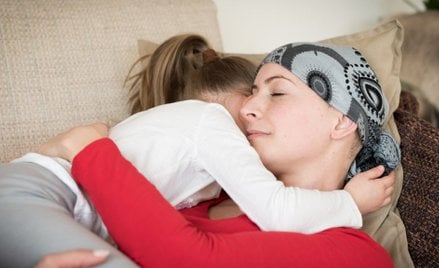 Dla chorych na raka każdy dzień jest na wagę złota. Nie mają czasu, by miesiącami czekać na refundac