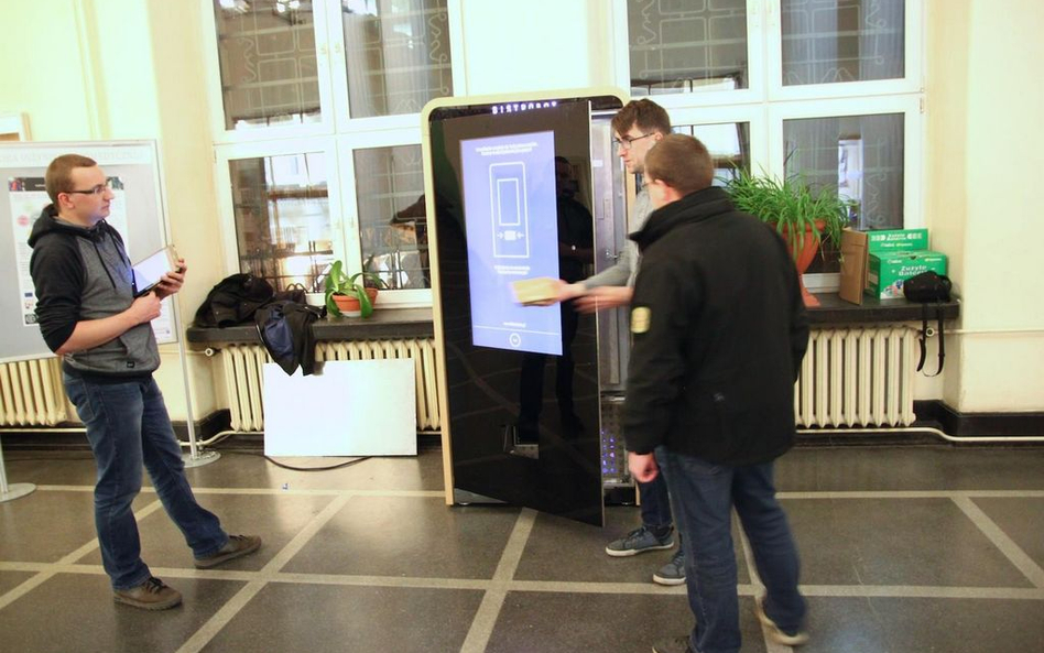 Bistrobot – zdrowa odpowiedź na automat z kebabami