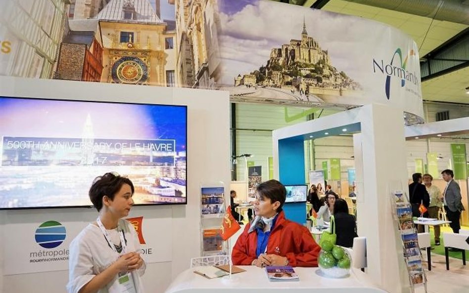 Udany Salon Rendez-vous en France w Normandii