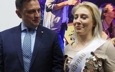 Warszawska Syrenka będzie się mogła pochwalić zdjęciem z ministrem