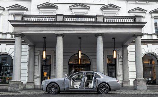 "Rolls Royce Ghost"