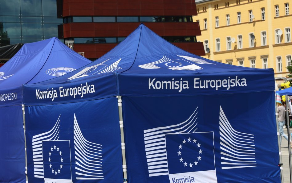 Produkty finansowe będą tańsze? UE rozważa reformę