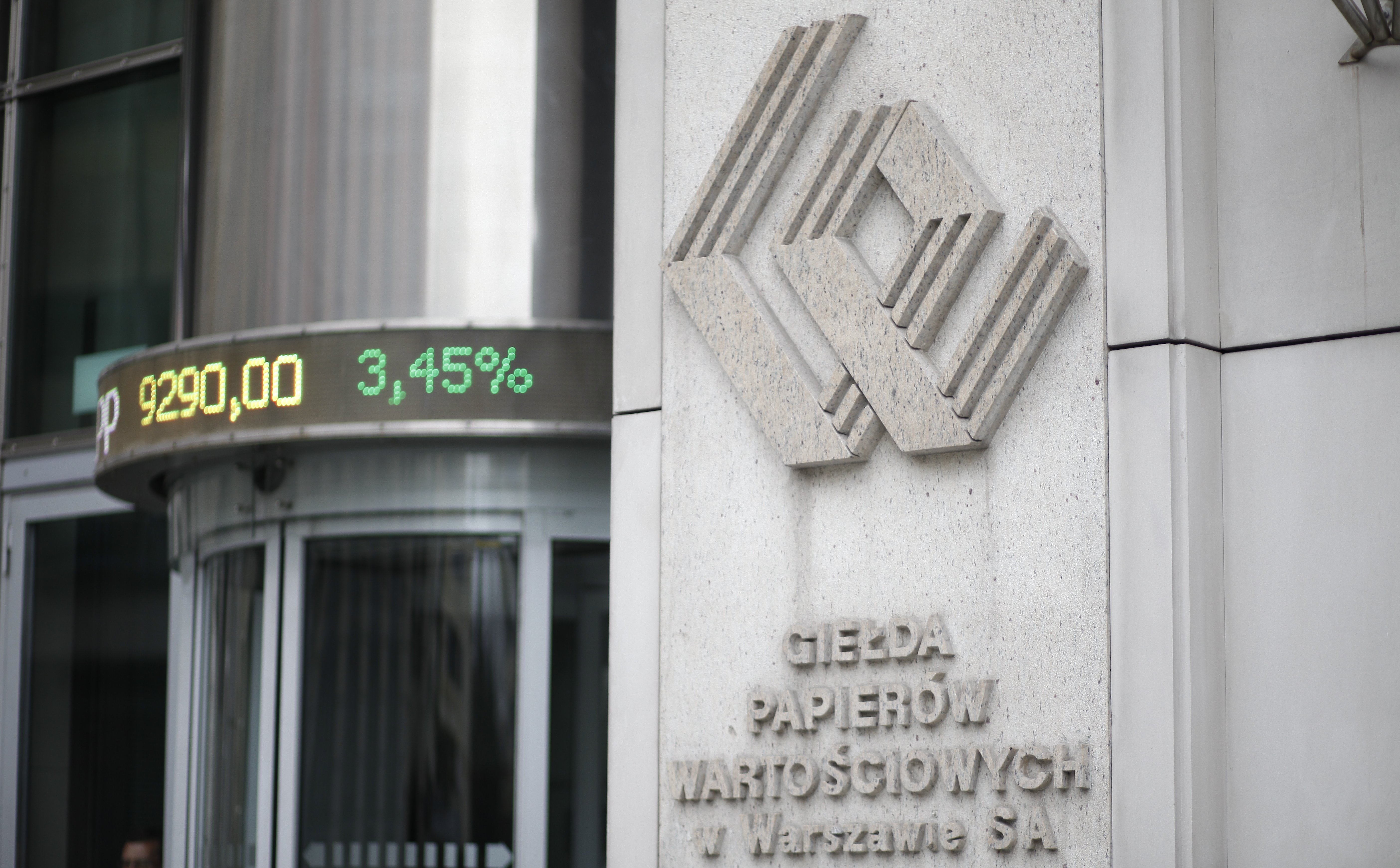 Środa na rynku: RPP stopuje, CD Projekt błyszczy, rozchwytywany Columbus