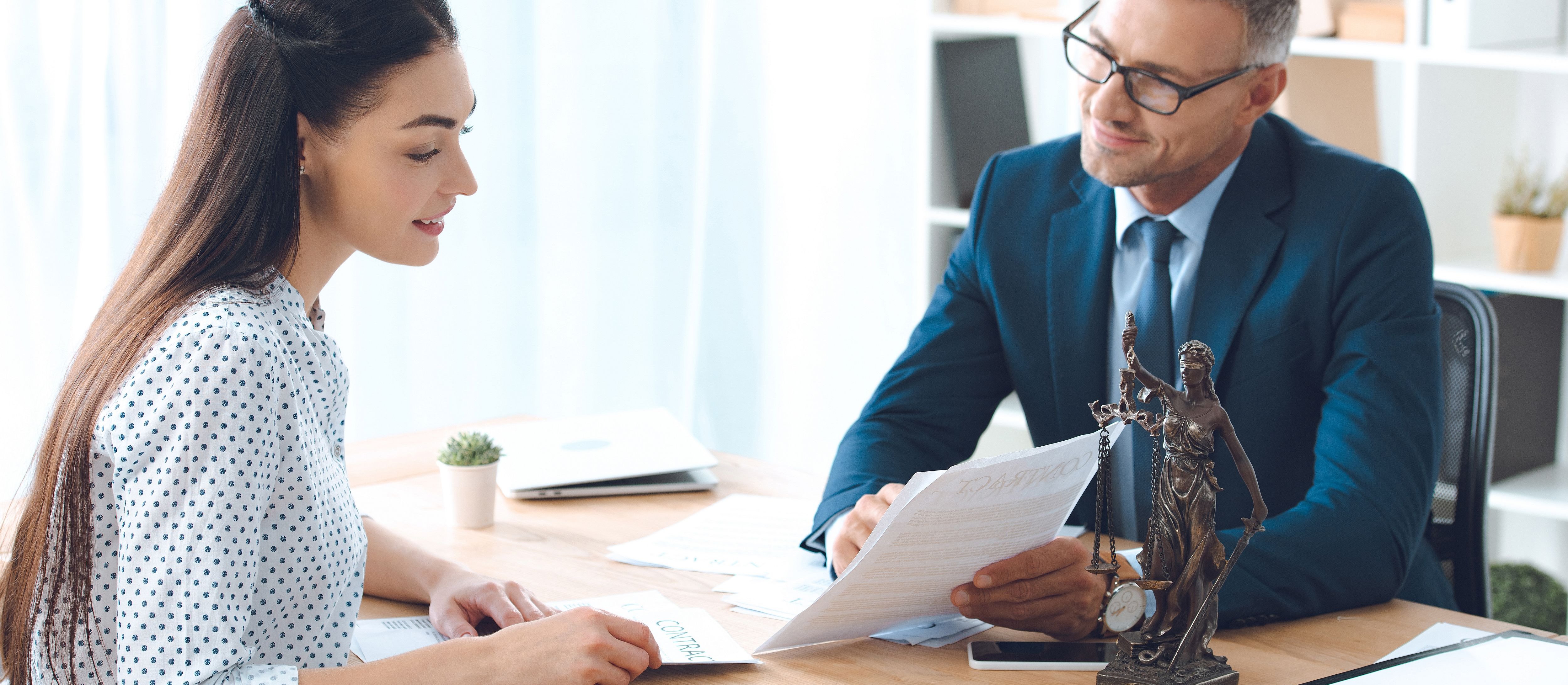 Asystent sędziego po nowemu. Student na etacie, doświadczenie na marginesie