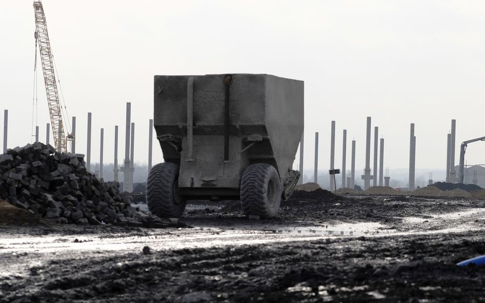 Budowa hali dla centrum logistycznego Amazon w Sosnowcu