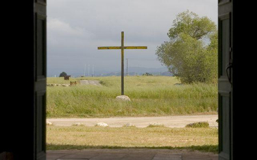 Kościół odzyskał o połowę hektarów mniej, niż stracił w PRL