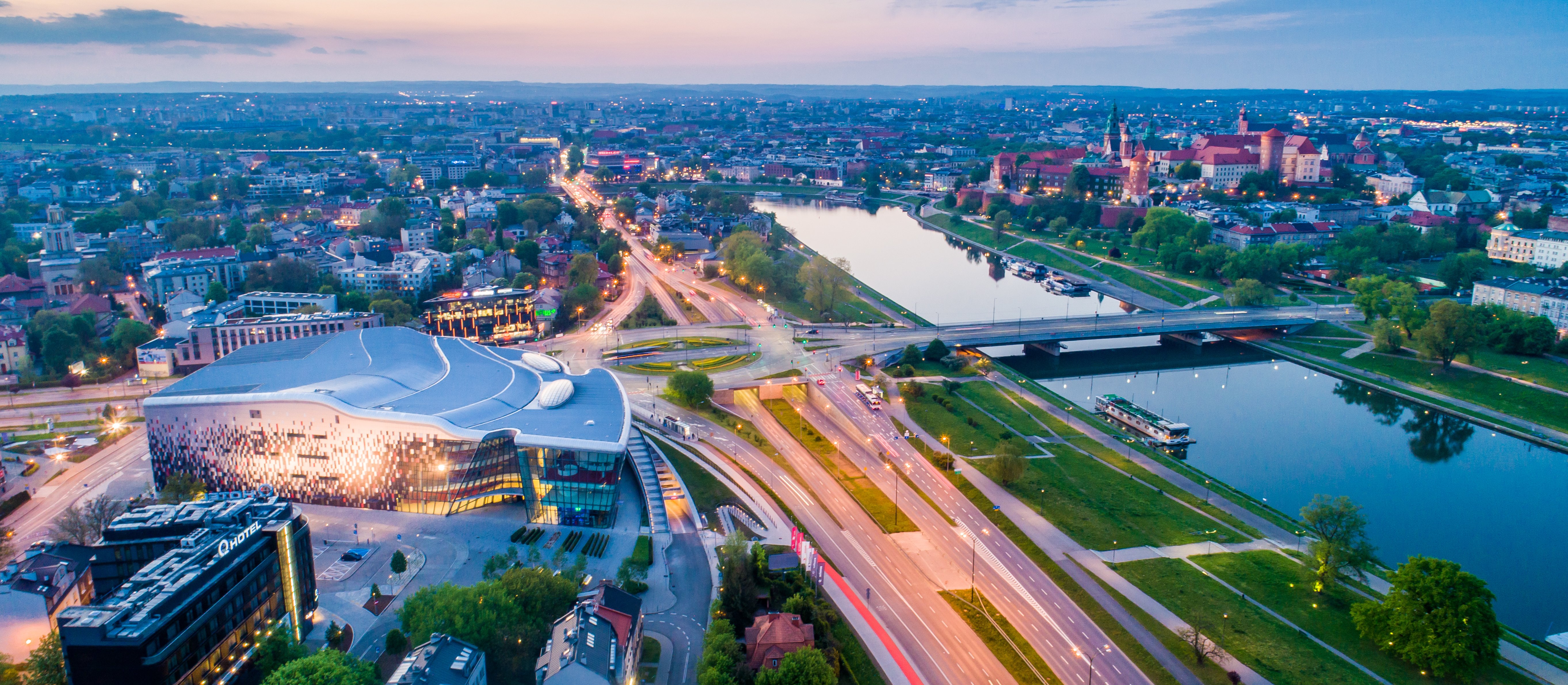 W Krakowie rośnie park na terenach pokolejowych. Jest projekt zielonej inwestycji