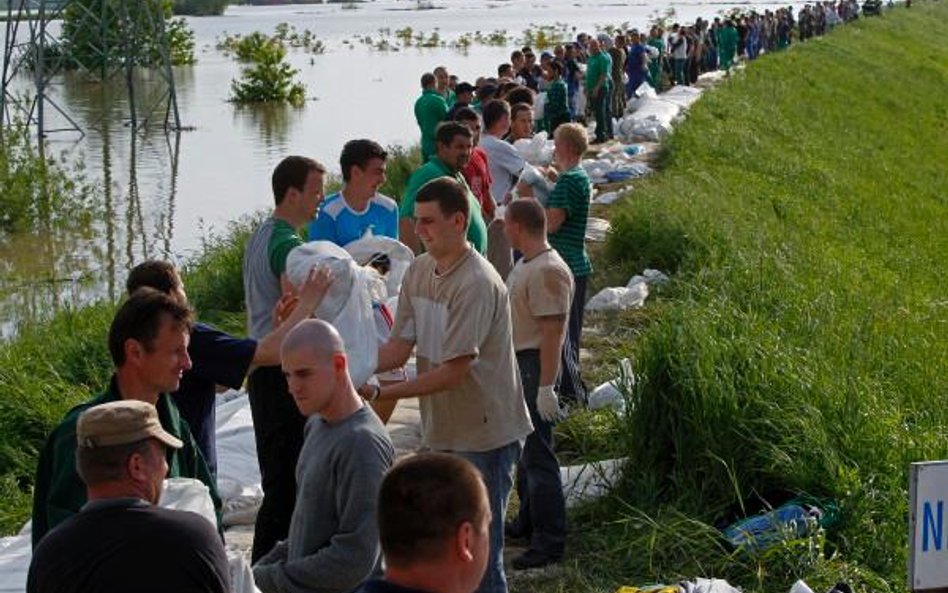 Obrona wałów ważniejsza od praw obywatelskich