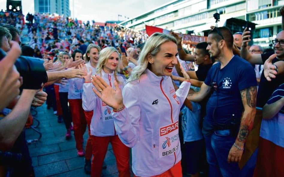 Małgorzata Hołub-Kowalik, Iga Baumgart-Witan, Patrycja Wyciszkiewicz i Justyna Święty-Ersetic zdobył