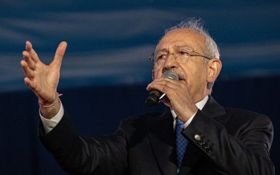 Kemal Kilicdaroglu jest kandydatem opozycji na prezydenta Turcji i długoletnim przywódcą socjaldemok