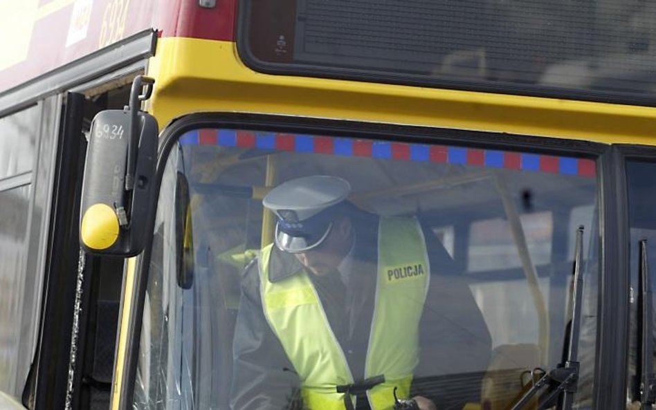 Pobili pasażera za zwrócenie uwagi. Prokuratura walczy o areszt