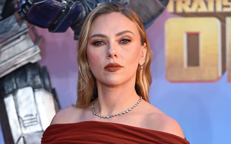 Scarlett Johansson: Wzywam rząd Stanów Zjednoczonych do wprowadzenia ustawy ograniczającej użycie sz