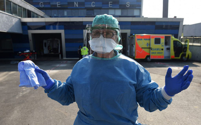 Liczba ofiar epidemii koronawirusa we Francji wzrosła do 1100