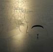 autor: Kacper Kowalski, „Paralotniarz nad pokrytym lodem Bałtykiem” (2006)