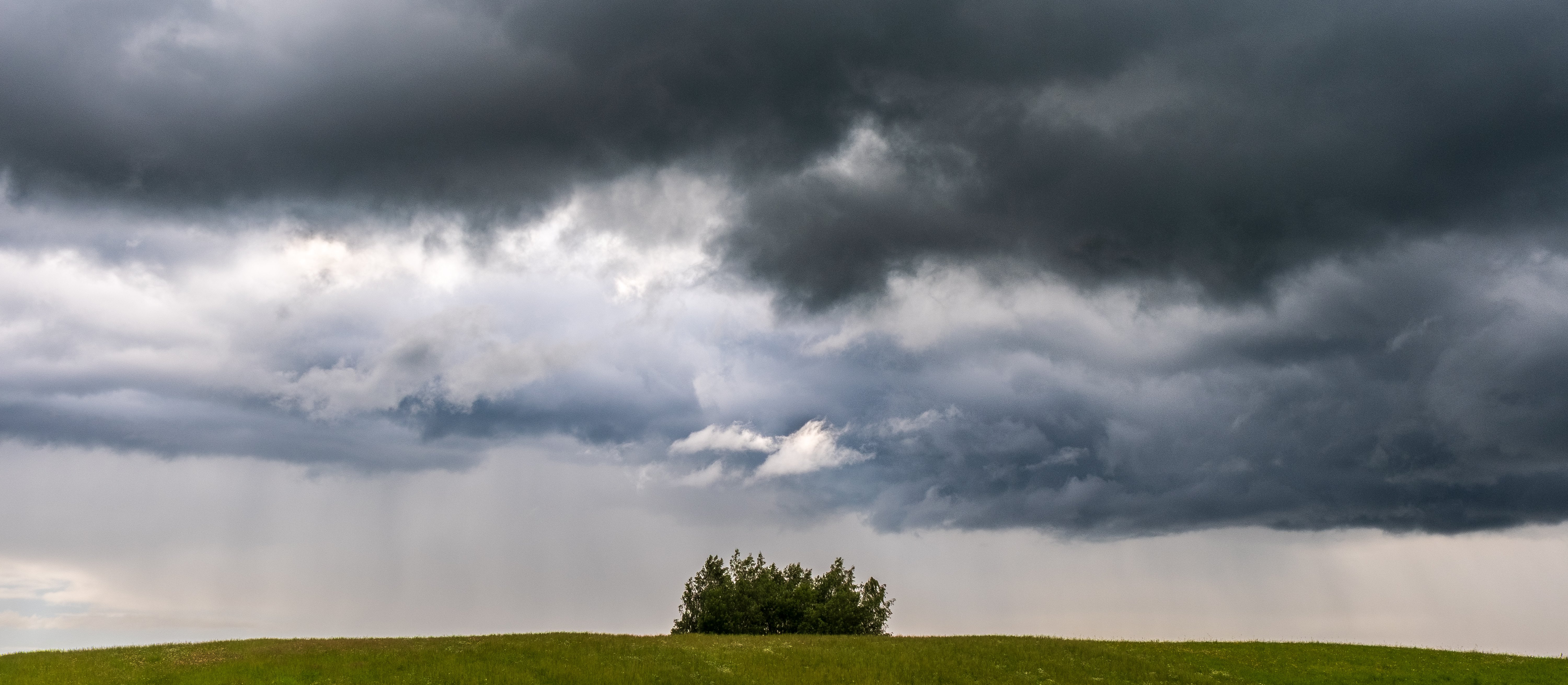 Burze nad Polską. W tych regionach zagrzmi najmocniej