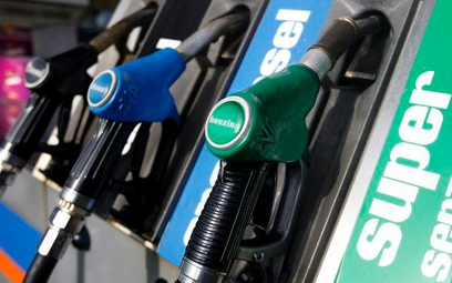 Drożeją ropa i paliwa na stacjach benzynowych