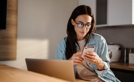 Kredyt mieszkaniowy z kanapy? Banki kuszą cyfrową hipoteką