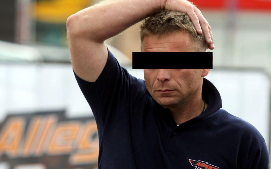 Kierowca rajdowy Leszek K. oskarżony o kierowanie grupą przestępczą handlującą luksusowymi samochoda
