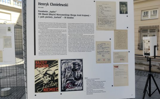 Powstańcze losy Papcia Chmiela