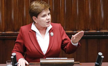 PiS daje sobie pół roku