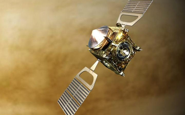 Dzięki połączeniu obrazów dostarczonych przez misję Venus Express naukowcy odkryli inną morfologię c