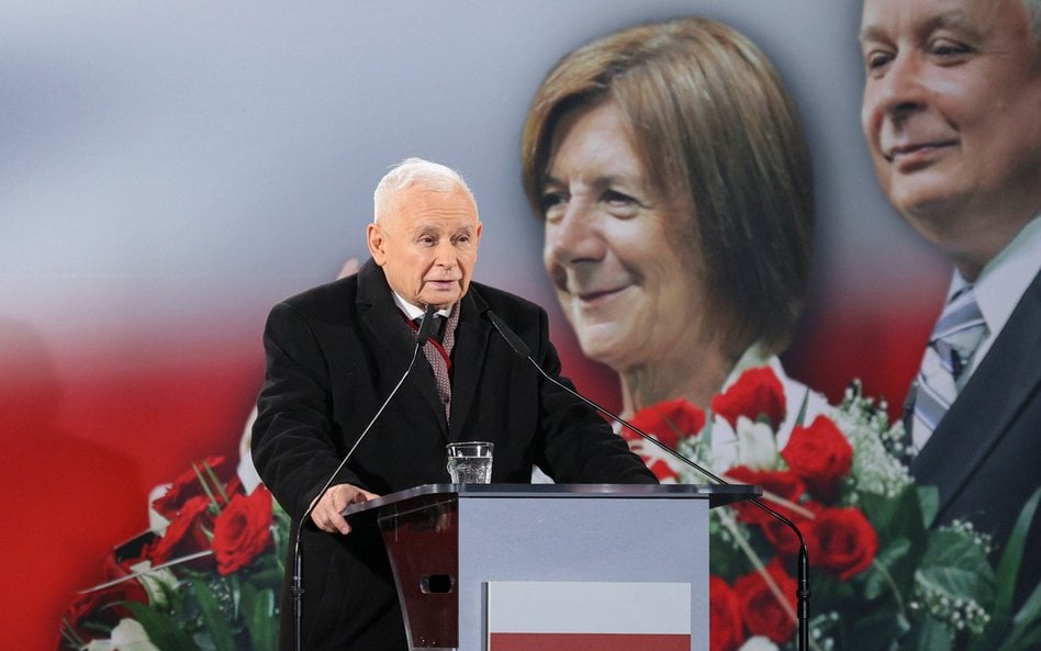 Jarosław Kaczyński podczas przemówienia w rocznicę katastrofy smoleńskiej