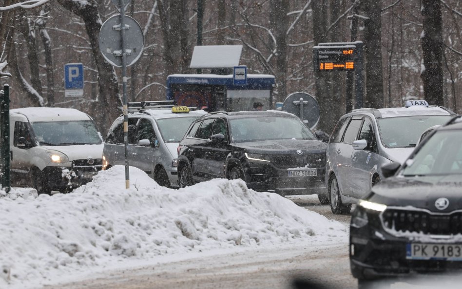 Trudne warunki drogowe panują m.in. w Zakopanem