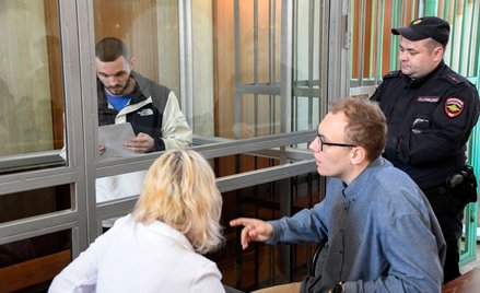 Gordon Black na sali sądowej