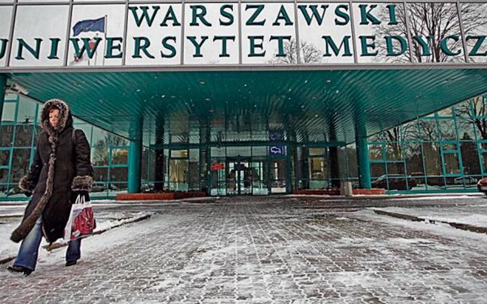 Uniwersytet Medyczny w Warszawie wyliczył, że do utrzymania jakości kształcenia po ewentualnej likwi