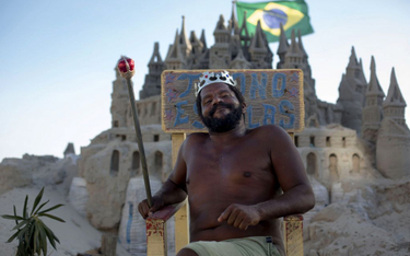 Brazylia: Mężczyzna od 22 lat mieszka w zamku z piasku