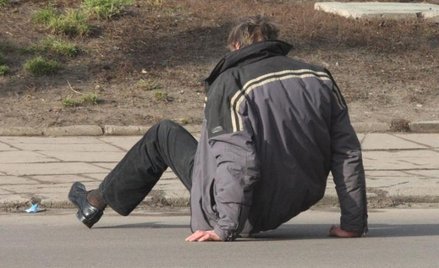 Nie zostawia się pijanego pasażera
