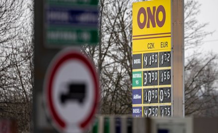 Ceny paliwa powodują, że niemieckie firmy turystyczne starają się tankować tańszą benzynę i ropę u s