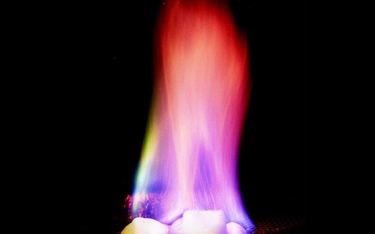 Pod względem energetycznym 1 m sześc. klatratu metanu odpowiada ok. 168 m sześc. gazu ziemnego