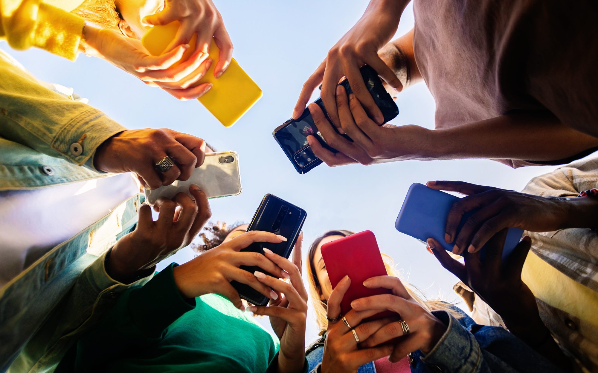 Debate Over Tailored Internet for Youth: Efficacy of Restrictions