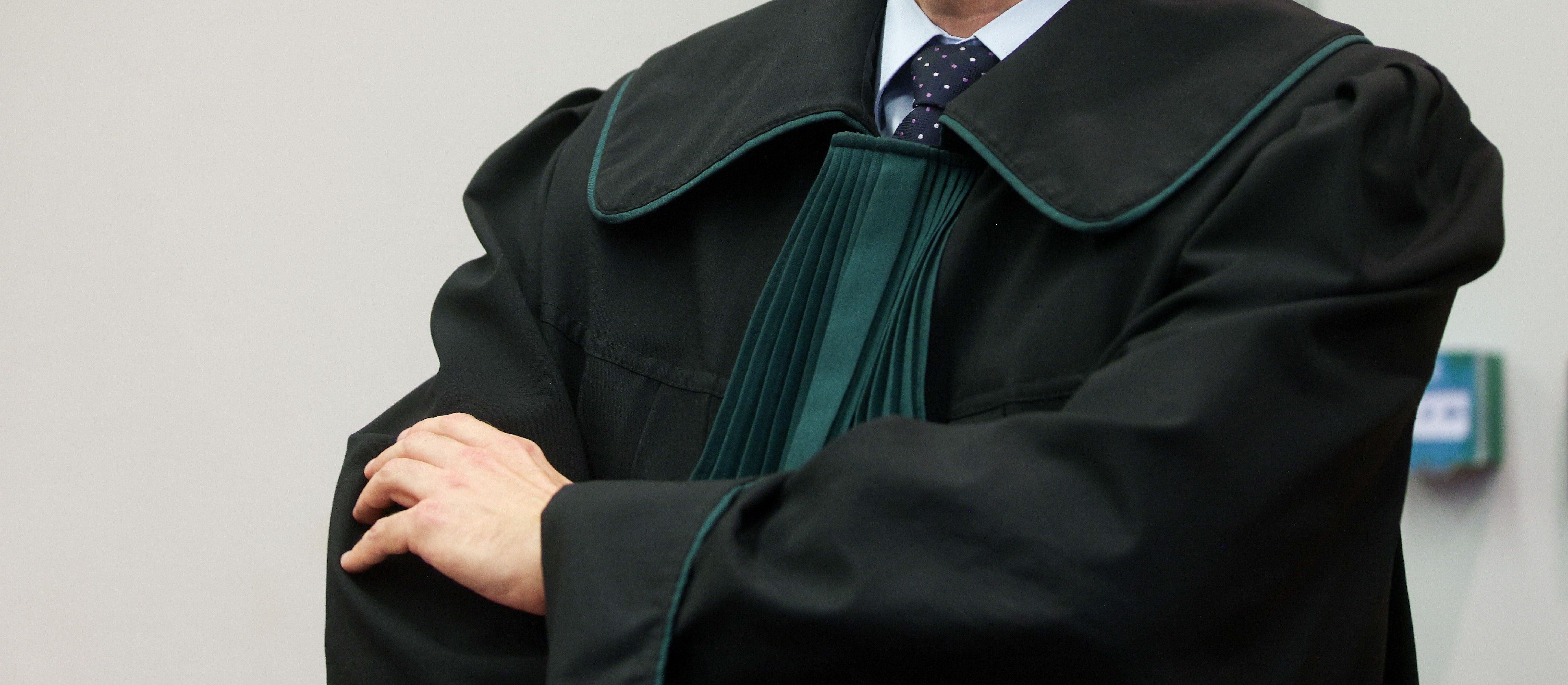 Michał Tomczak: Świętość i kasa [polemika]