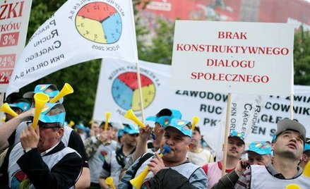 pracownicy Orlenu domagają się podwyżek