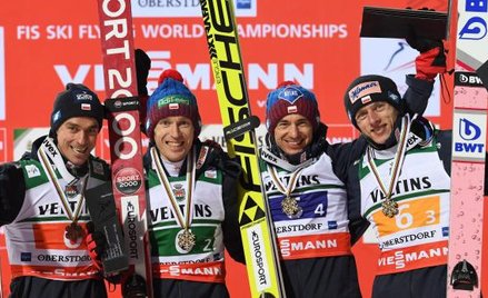 Od lewej: Piotr Żyła, Stefan Hula, Kamil Stoch i Dawid Kubacki. Oni i Maciej Kot to nasze największe