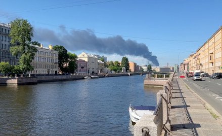Czarny słup dymu nad Petersburgiem po ukraińskim ataku