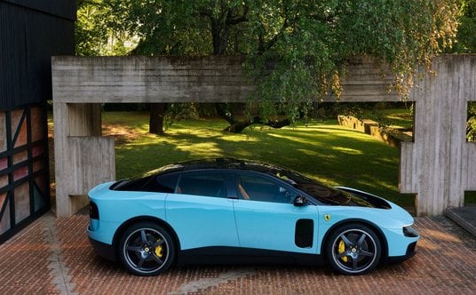 Ferrari Luce