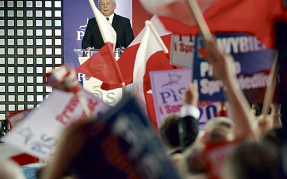 Każdy, kto odda głos na PO, głosuje w istocie za tym, żeby Palikot rządził Polską – mówił na konwenc