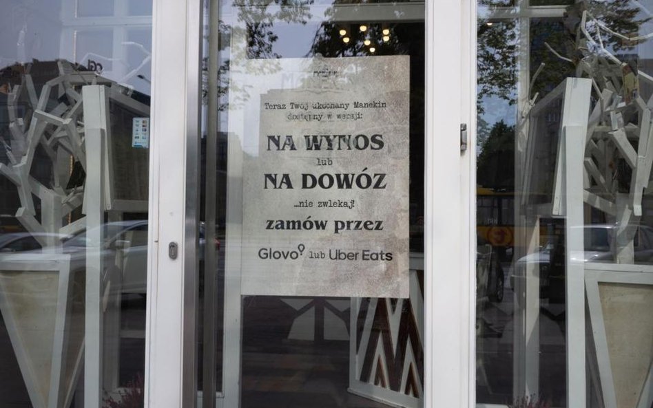 Centra i restauracje nie wytrzymają takiej zimy