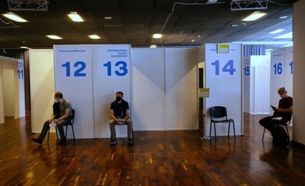 Koronawirus. Jak pogoda wpływa na liczbę zakażeń? Dr Sutkowski odpowiada